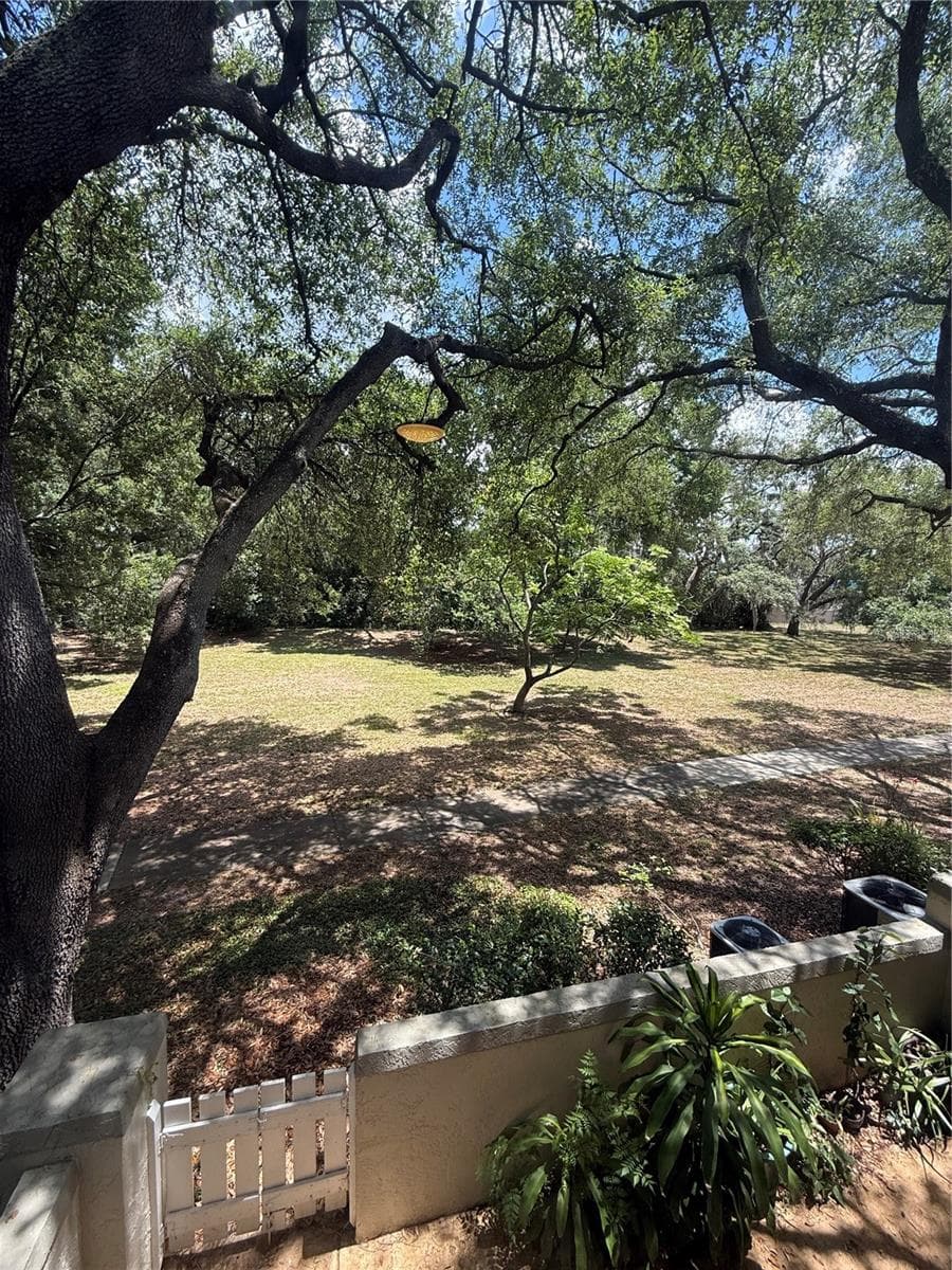6322 TREETOP CIRCLE — photo 28 of 46