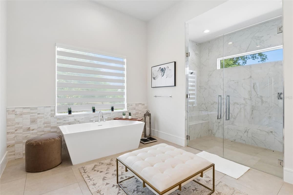 15220 PENDIO DRIVE — photo 30 of 74