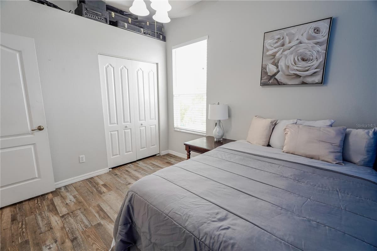 2145 PORPOISE STREET — photo 15 of 22