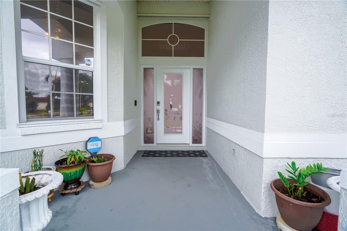 2145 PORPOISE STREET — photo 2 of 22