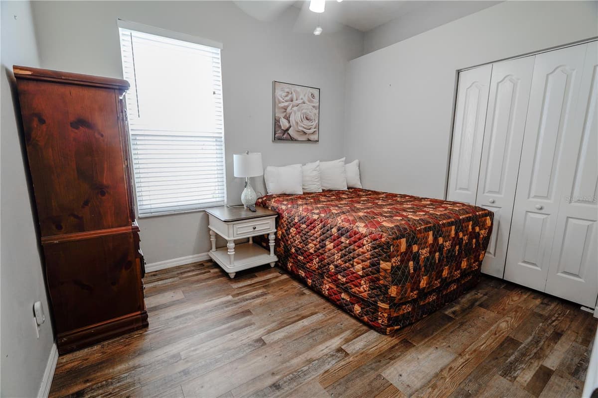 2145 PORPOISE STREET — photo 16 of 22