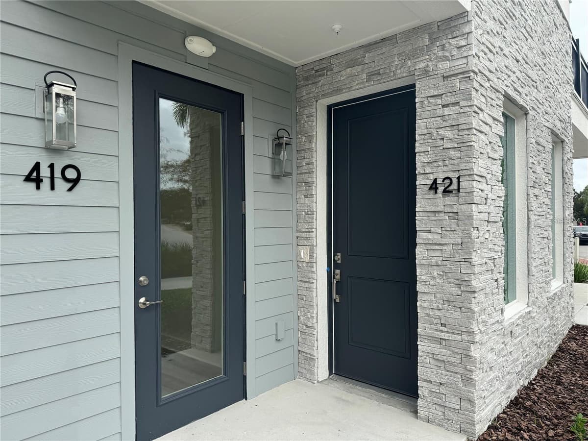 419 MIKE ROBERTO WAY — photo 3 of 13