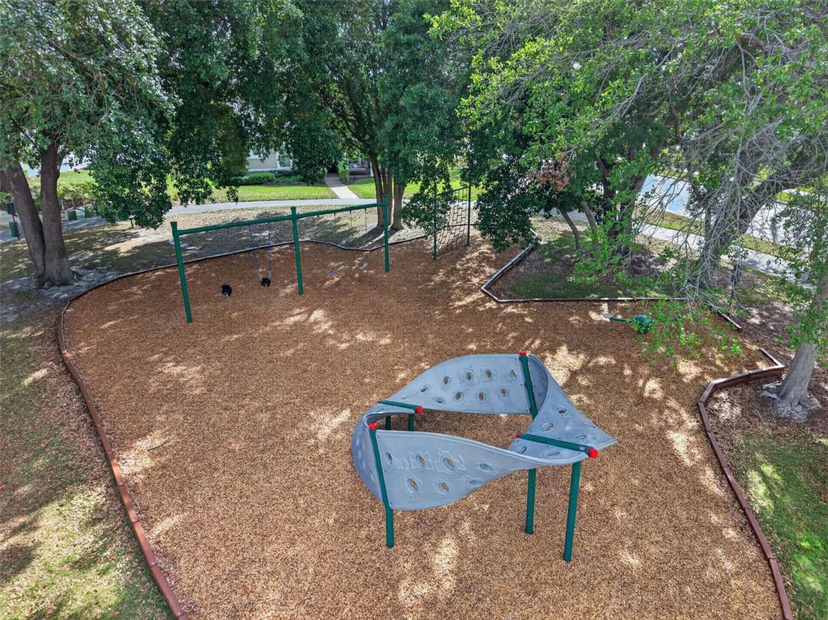 2618 BOBCAT CHASE BOULEVARD — photo 58 of 61
