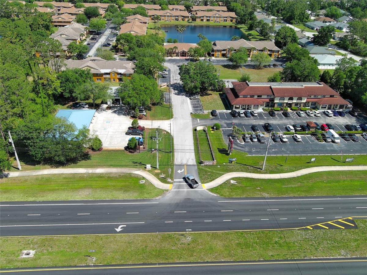 4720 MOODY BOULEVARD — photo 39 of 41