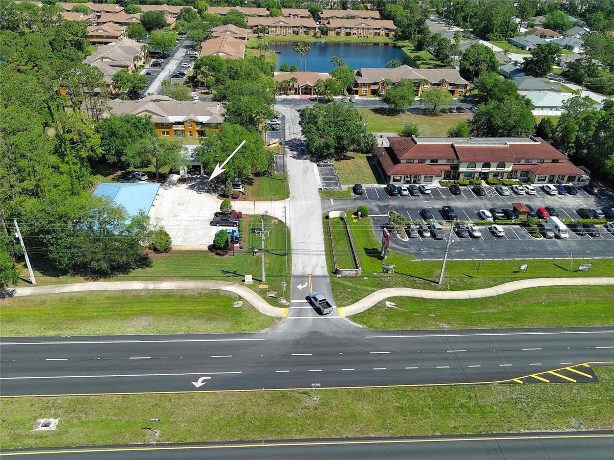 4720 MOODY BOULEVARD — photo 38 of 41