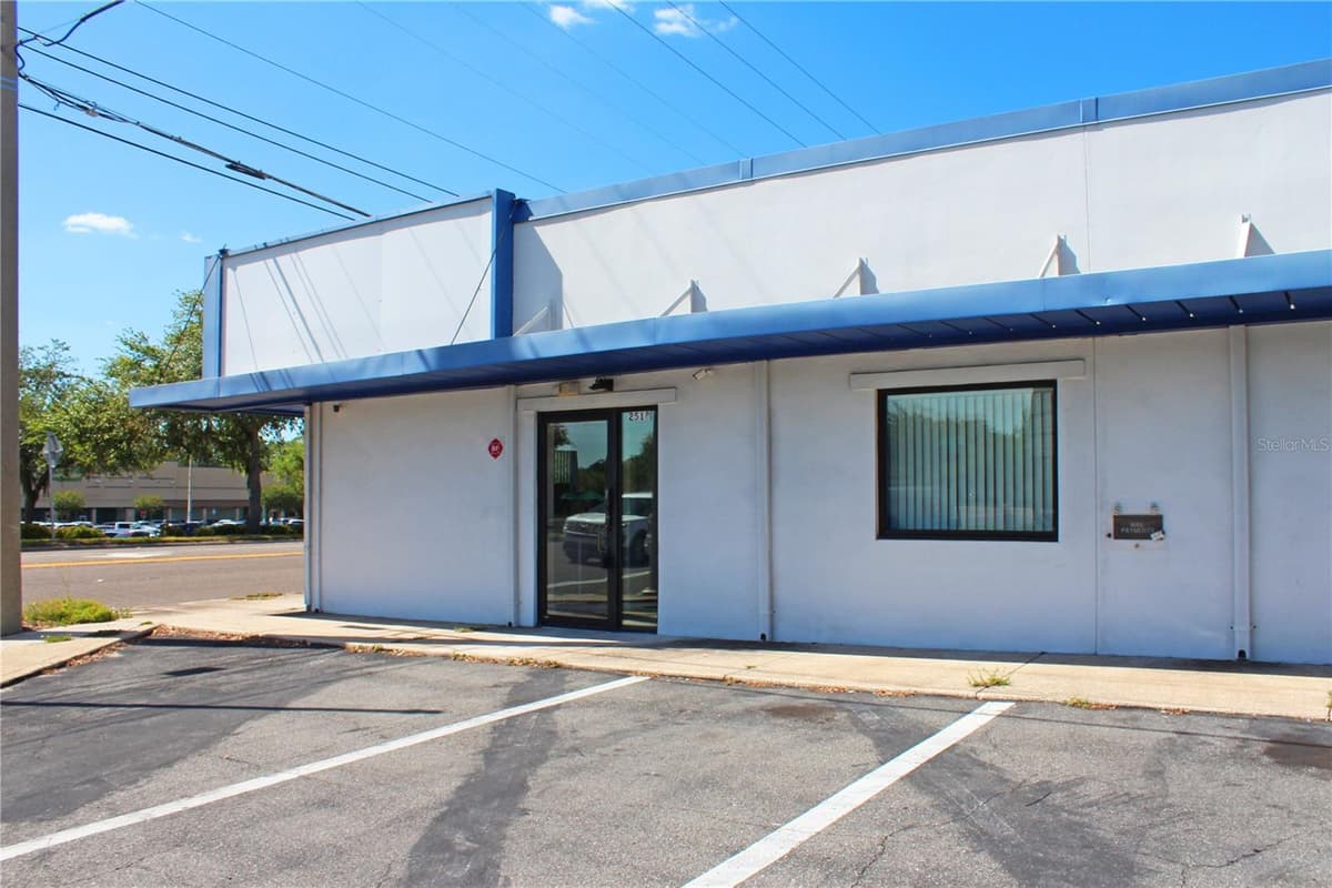 2518 FLORIDA AVENUE — photo 4 of 38