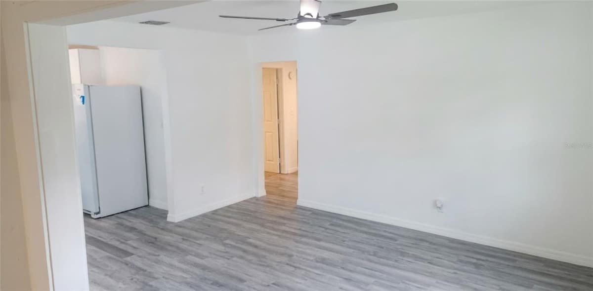1412 LAUREL STREET — photo 2 of 22