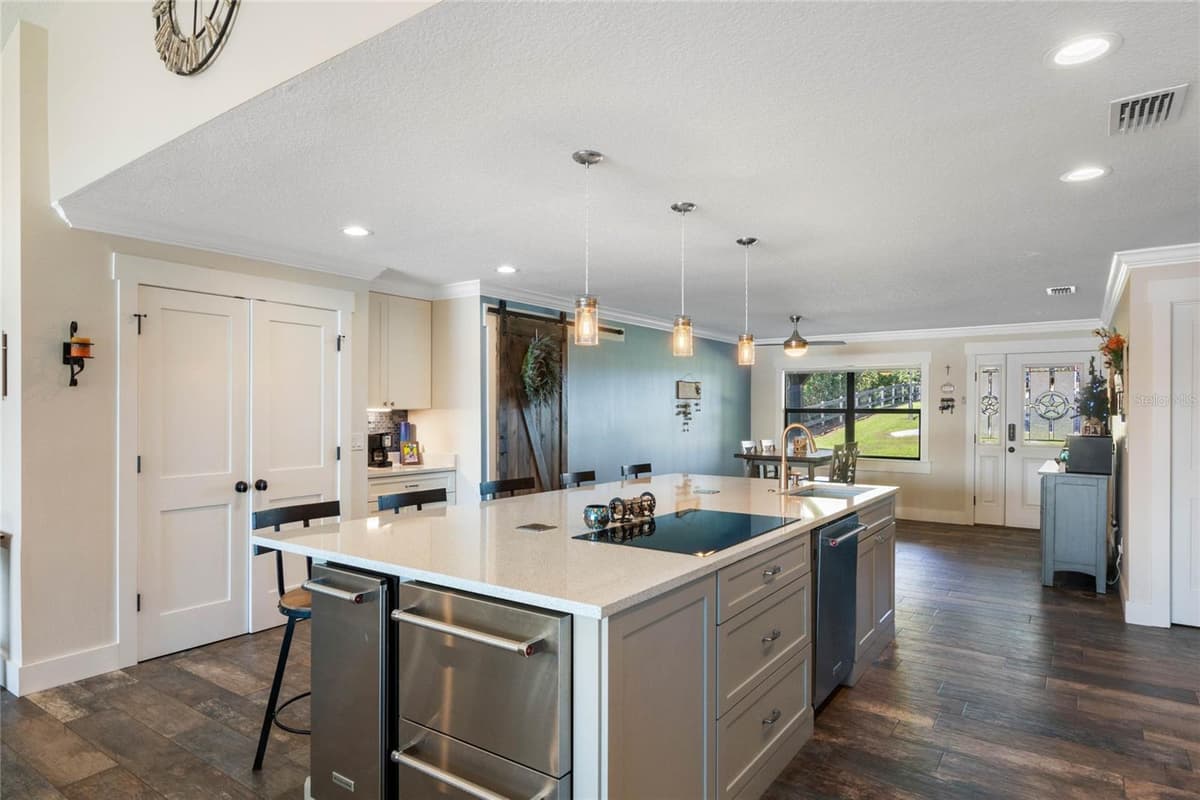 17531 COUNTY ROAD 455 — photo 9 of 53