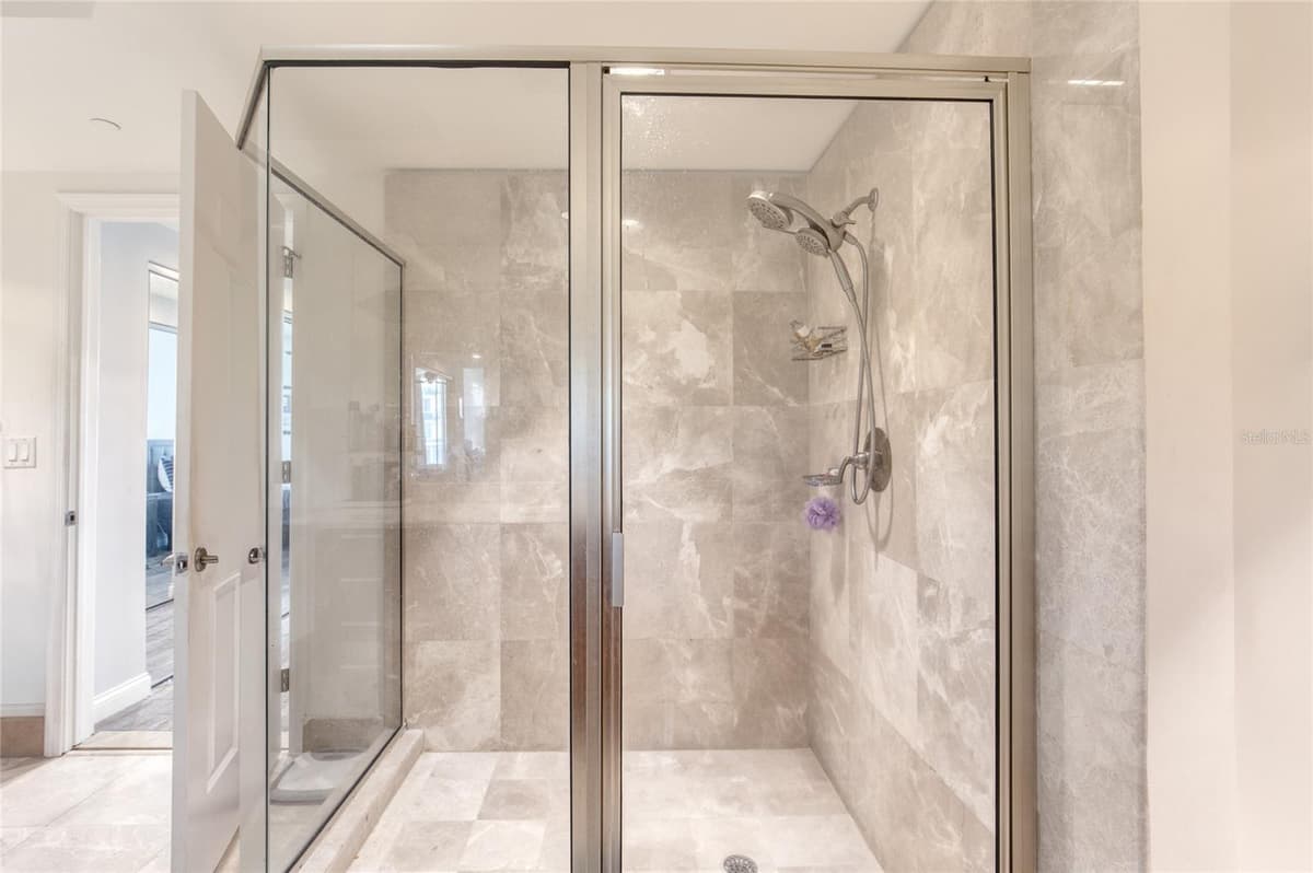 241 RIVERSIDE DRIVE — photo 16 of 42