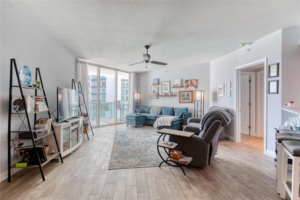 241 RIVERSIDE DRIVE — photo 2 of 42