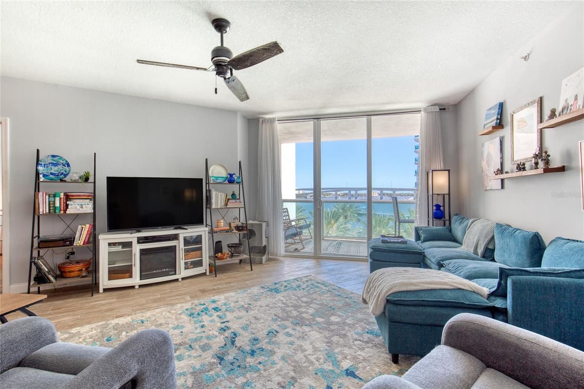 241 RIVERSIDE DRIVE — photo 3 of 42