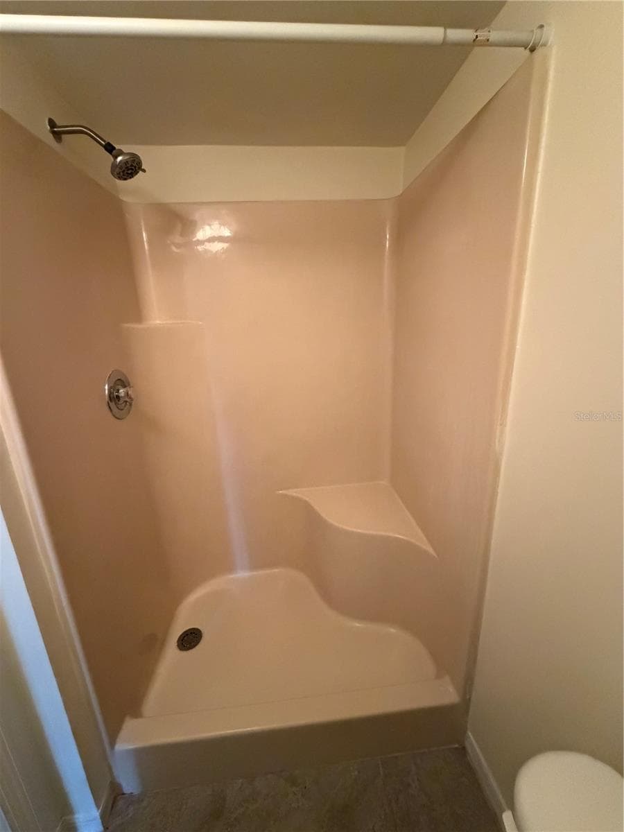 2919 REGENCY DRIVE — photo 13 of 20