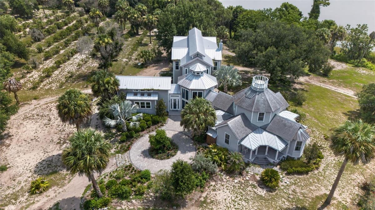 7950 BANNON FISH CAMP ROAD — photo 5 of 94