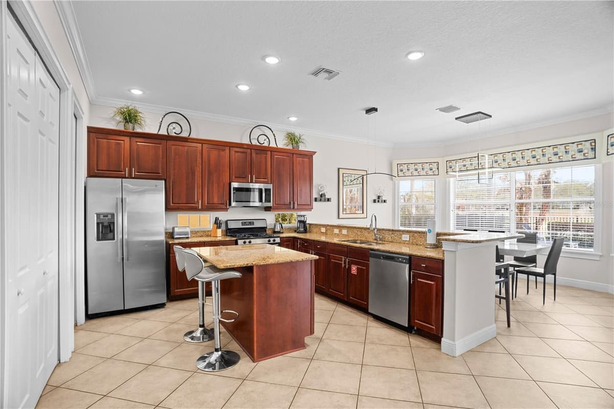 7388 GATHERING COURT — photo 11 of 56