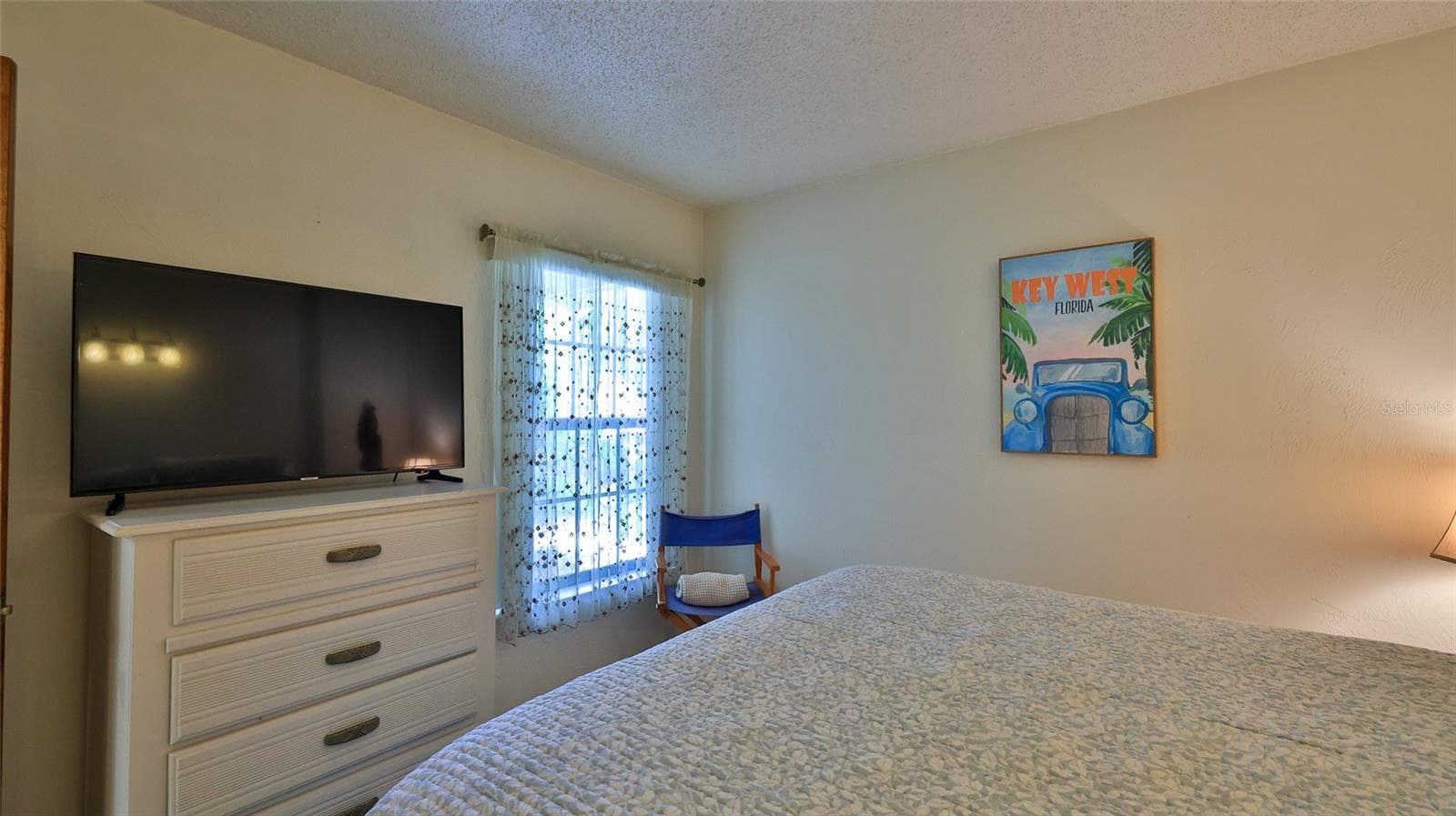 6194 SEQUOIA DRIVE — photo 22 of 35