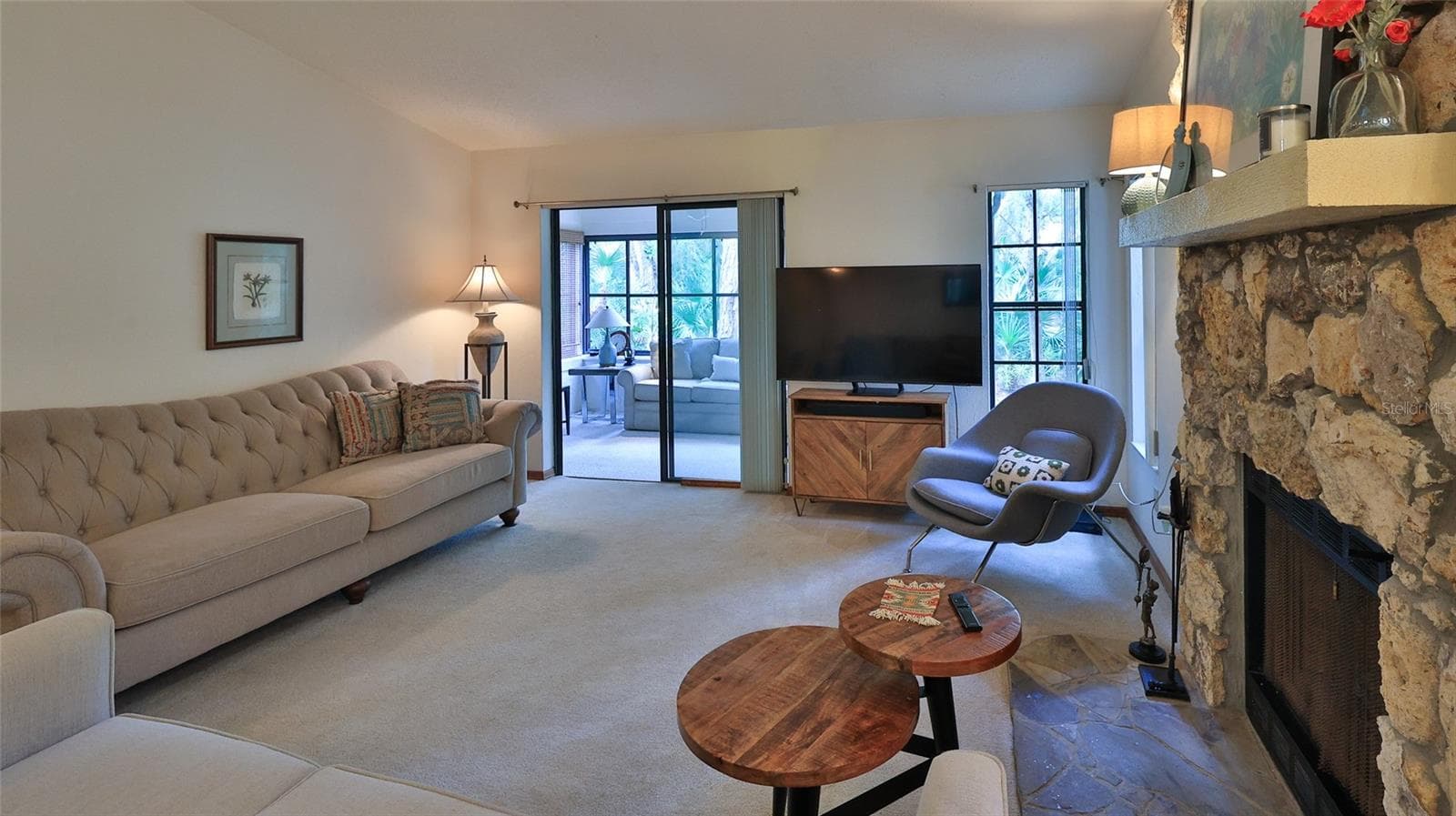 6194 SEQUOIA DRIVE — photo 5 of 35