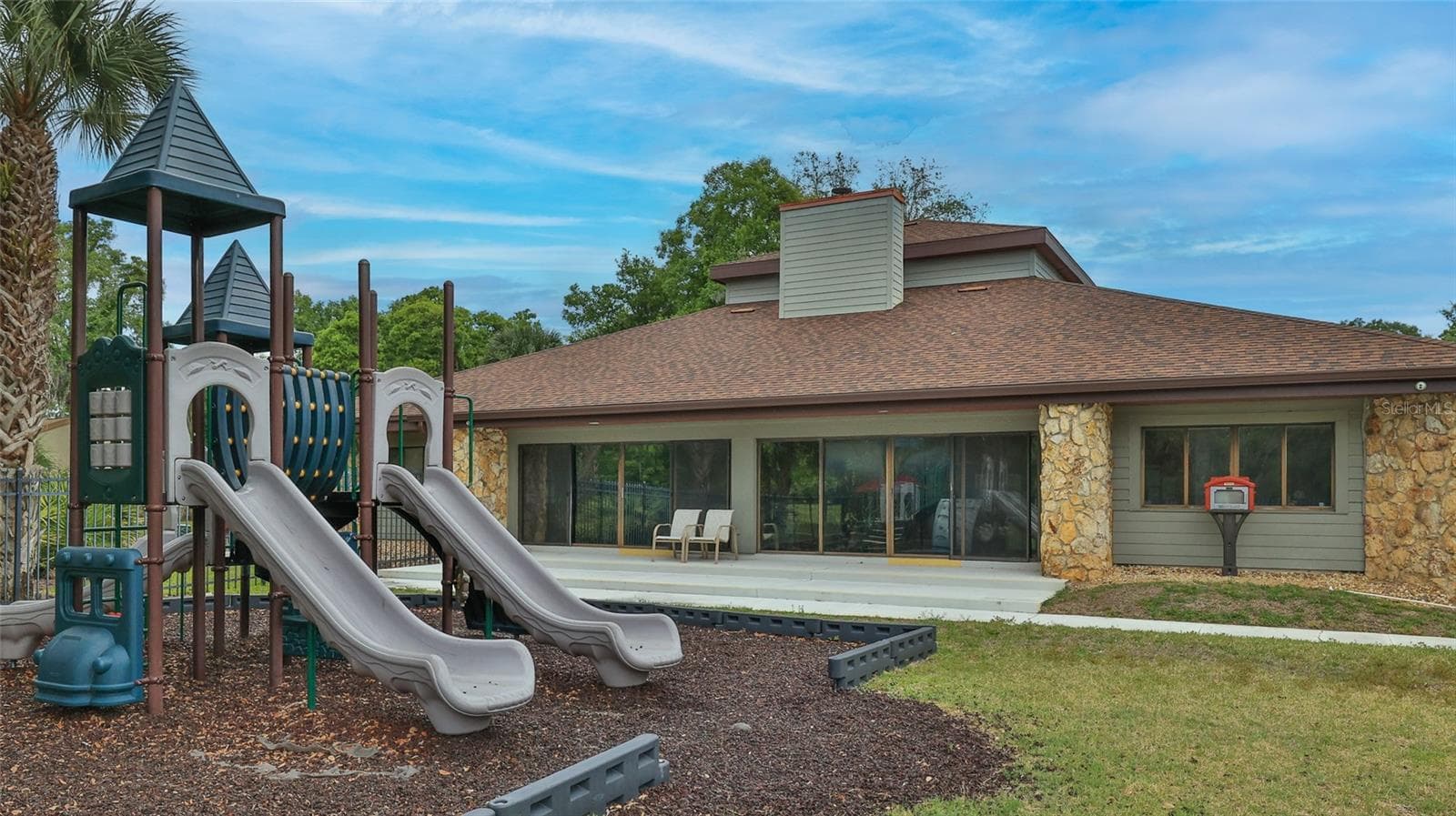 6194 SEQUOIA DRIVE — photo 33 of 35