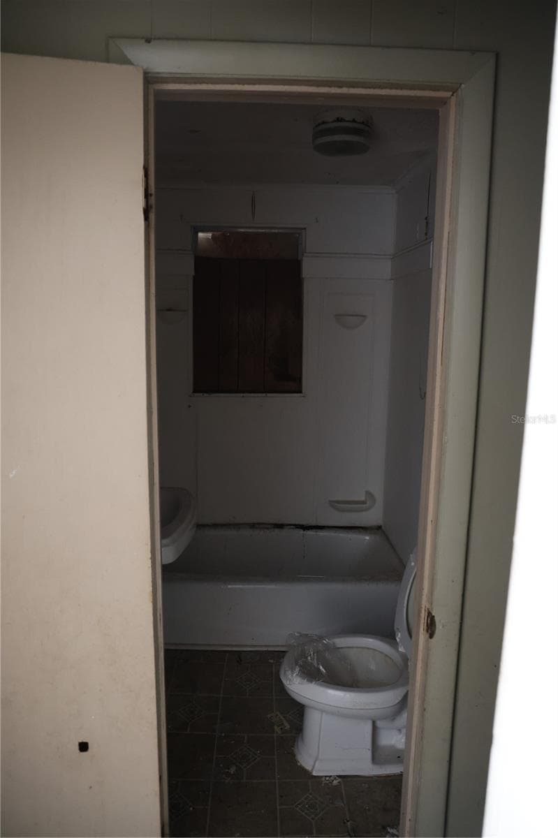 232 C STREET — photo 13 of 18