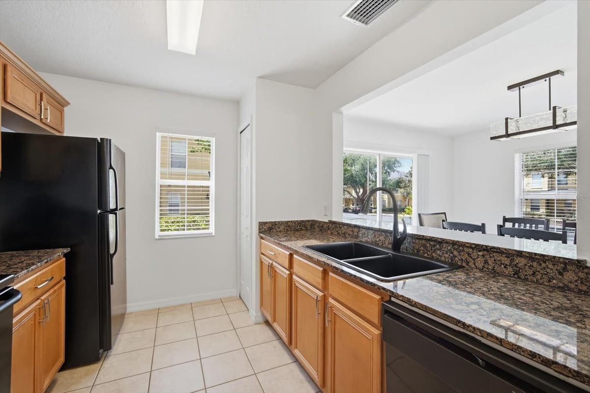 3435 CASTLE STONE COURT — photo 17 of 39