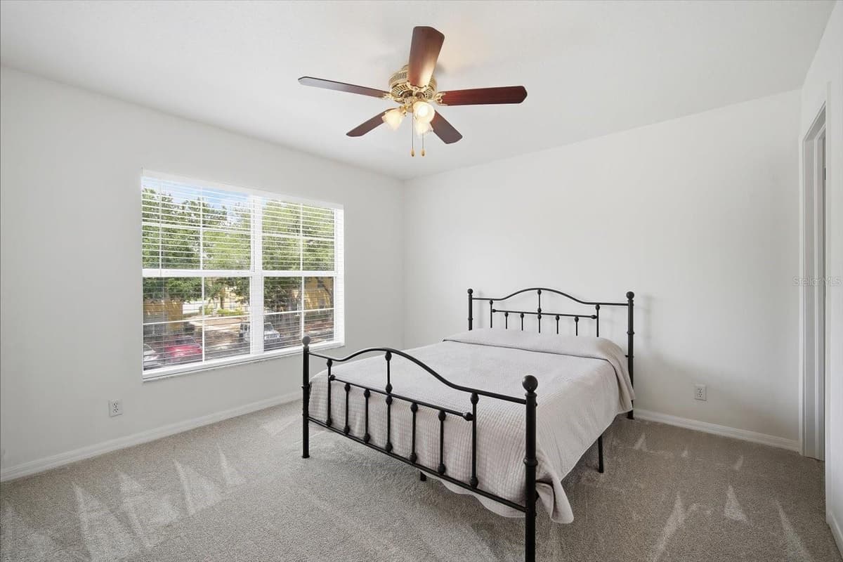 3435 CASTLE STONE COURT — photo 5 of 39