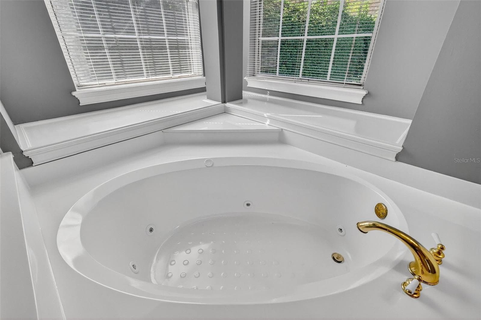 1741 EDGEWATER DRIVE — photo 26 of 61
