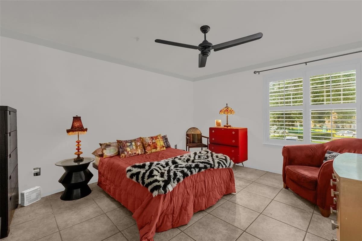 421 SUMMIT RIDGE PLACE — photo 12 of 31
