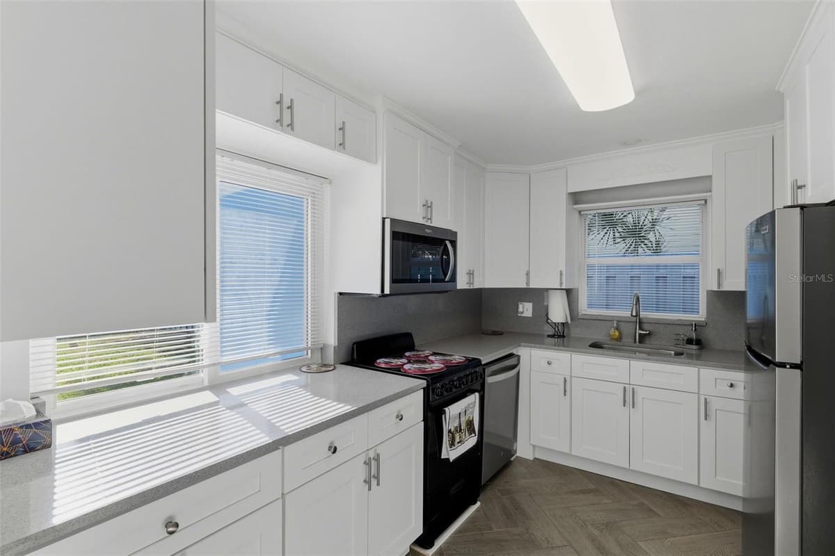 17734 1ST STREET — photo 12 of 33