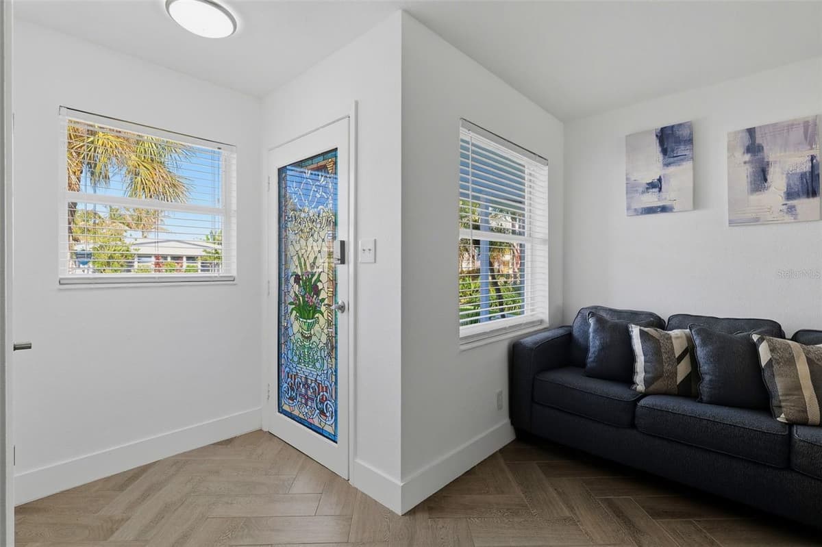 17734 1ST STREET — photo 7 of 33