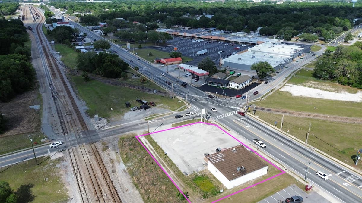 405 MAIN STREET — photo 3 of 5