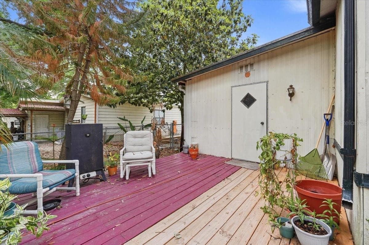 1908 REGINA DRIVE — photo 36 of 60