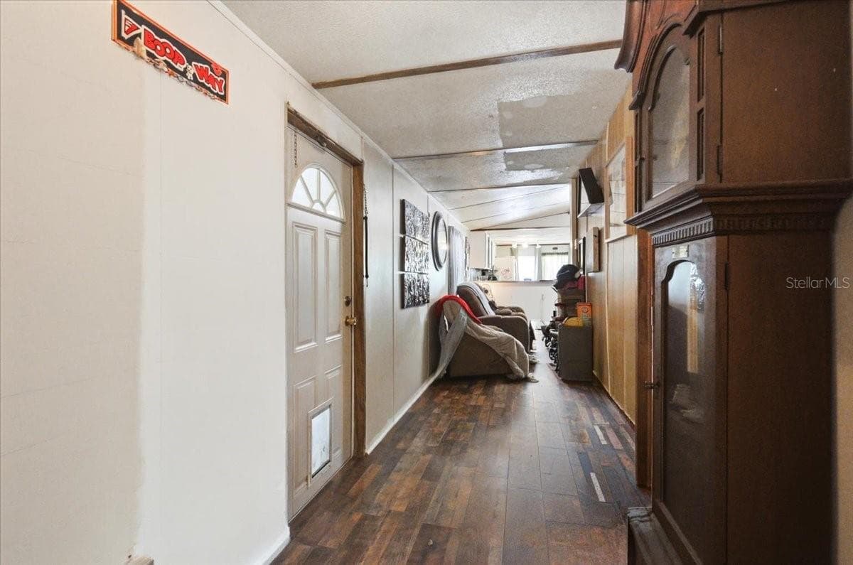 1908 REGINA DRIVE — photo 12 of 60