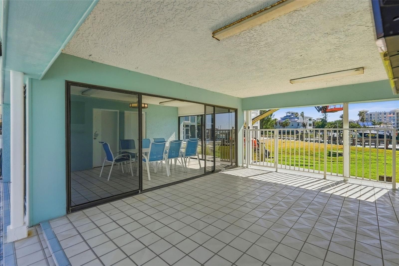1100 PINELLAS BAYWAY — photo 29 of 46