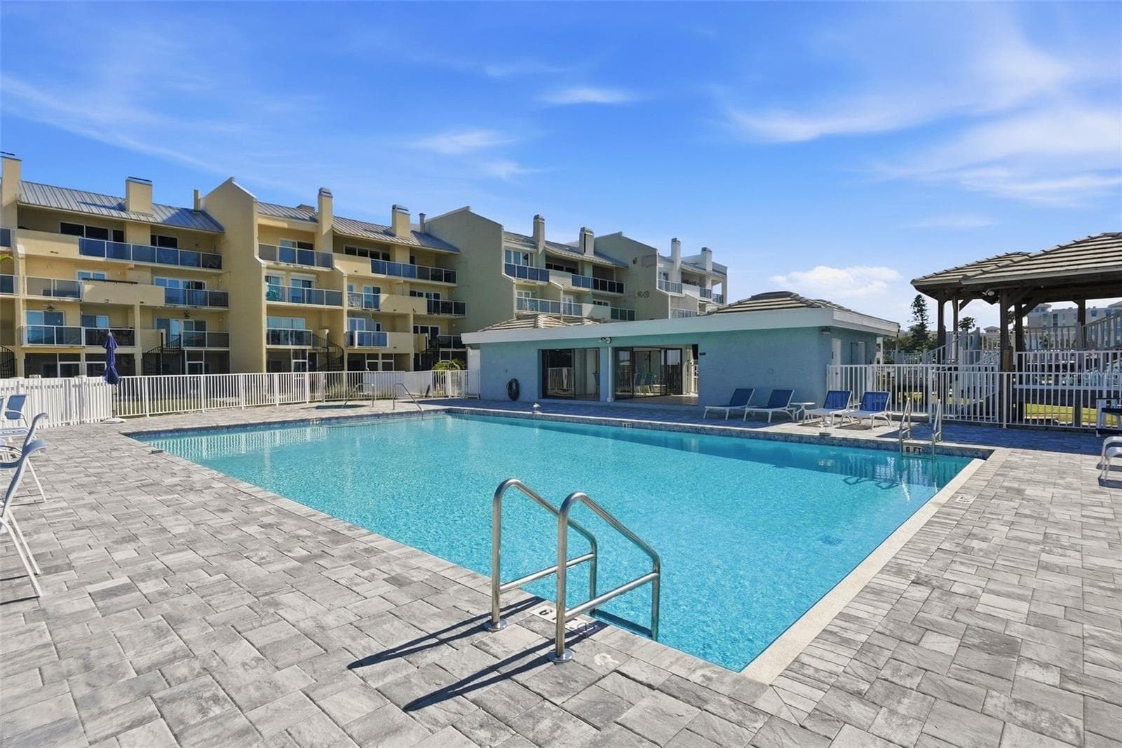 1100 PINELLAS BAYWAY — photo 28 of 46
