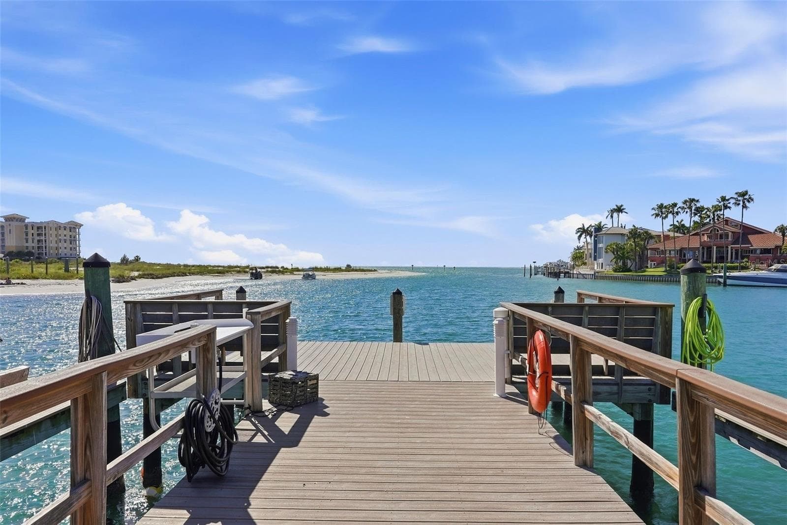 1100 PINELLAS BAYWAY — photo 37 of 46