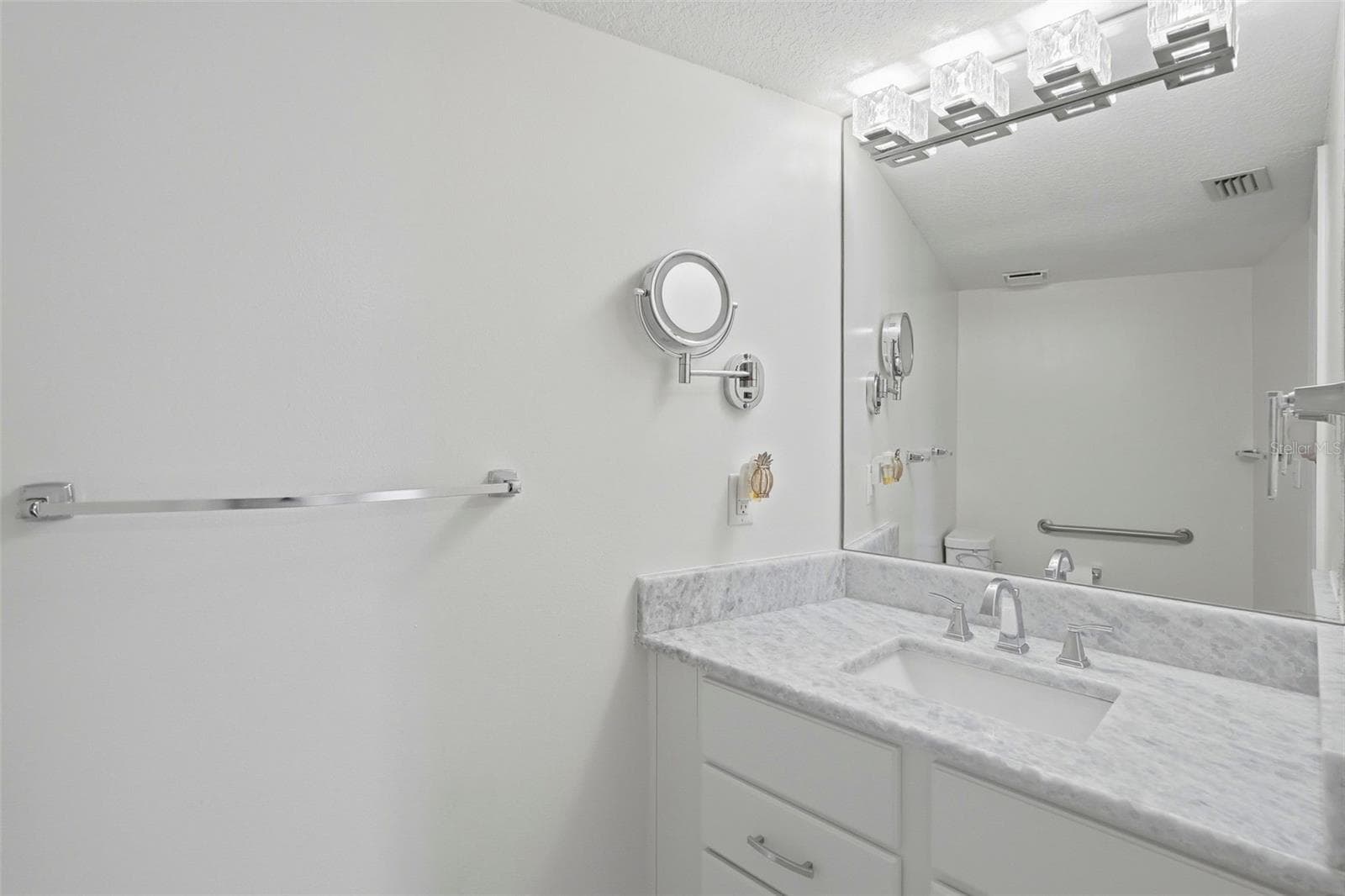 1100 PINELLAS BAYWAY — photo 18 of 46