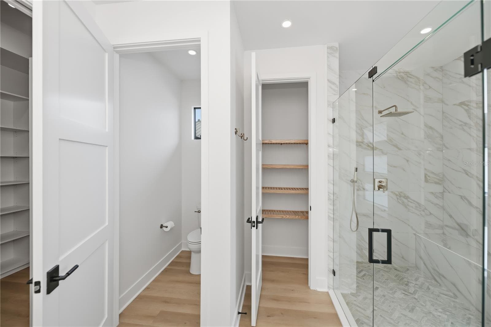 16692 LIGGETT CIRCLE — photo 25 of 61