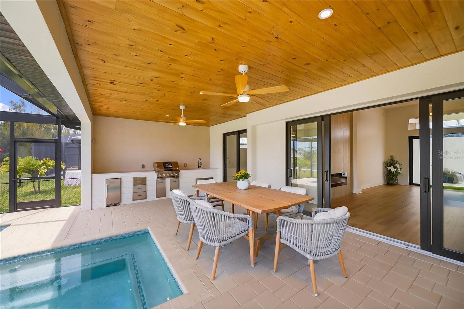 16692 LIGGETT CIRCLE — photo 45 of 61