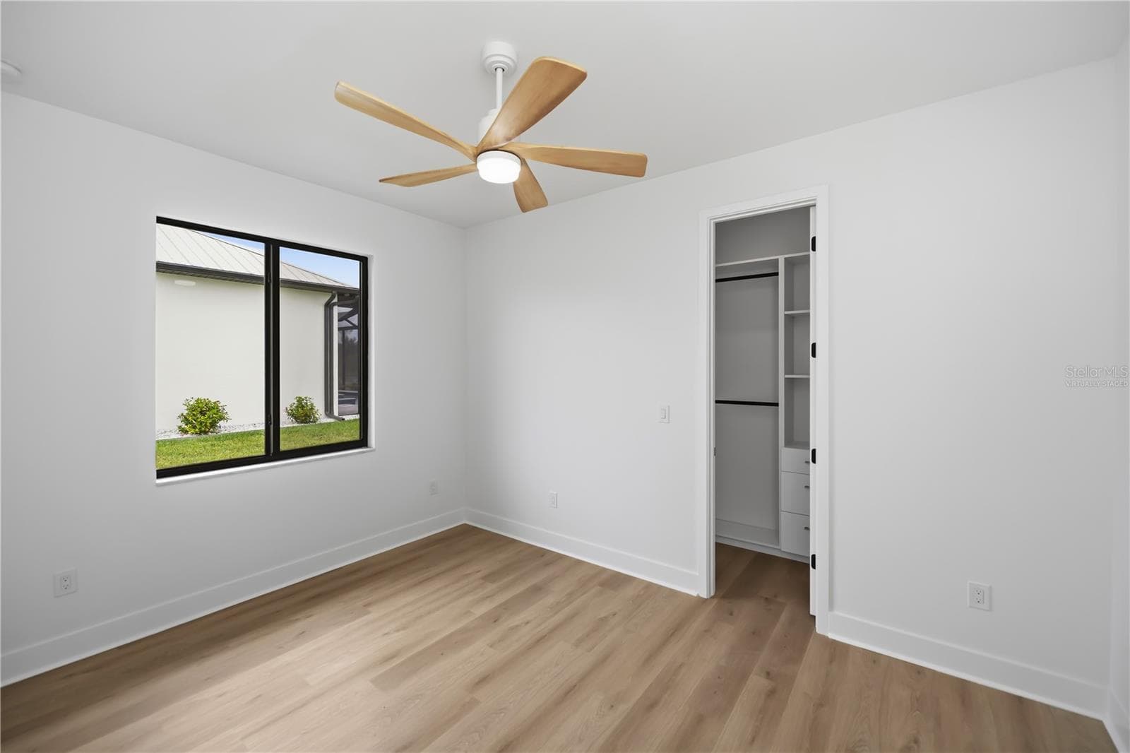 16692 LIGGETT CIRCLE — photo 34 of 61