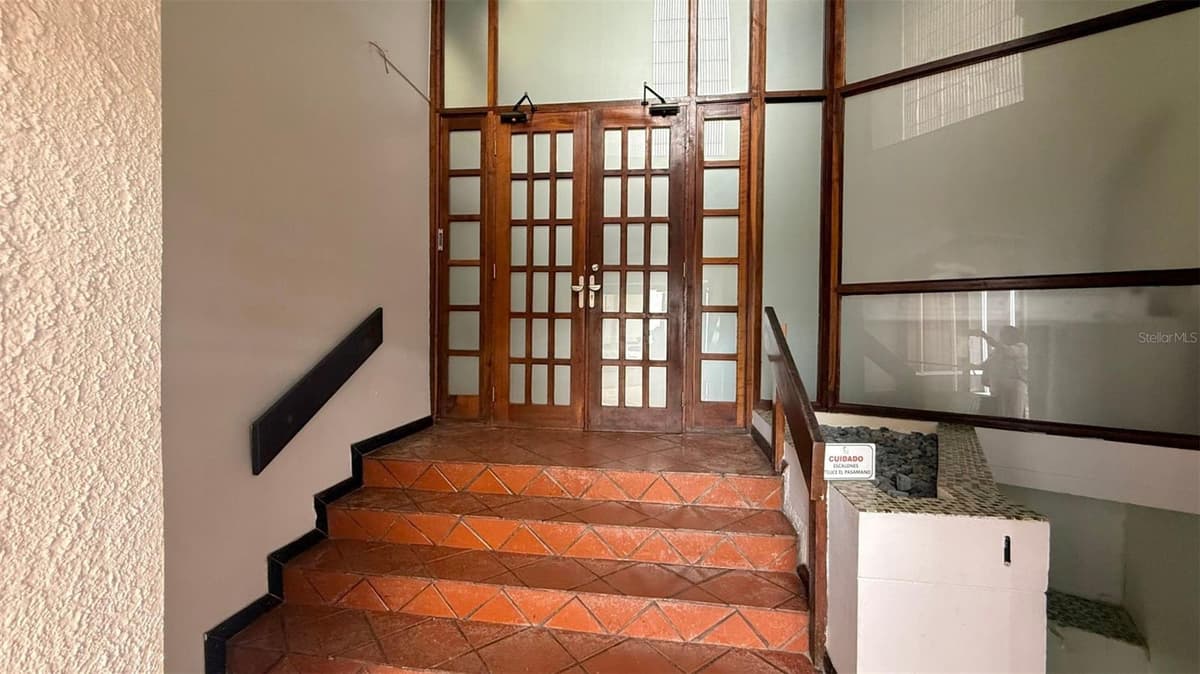 272 CALLE 272 BLOQ. L B 12, URB. COUNTRY CLUB — photo 23 of 23