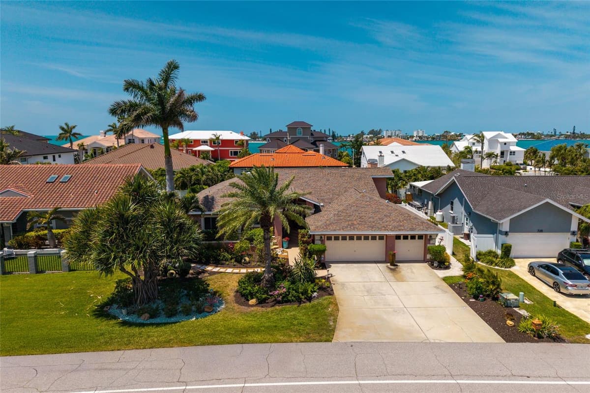 742 MONTE CRISTO BOULEVARD — photo 46 of 60