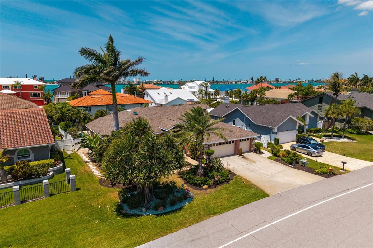 742 MONTE CRISTO BOULEVARD — photo 40 of 60