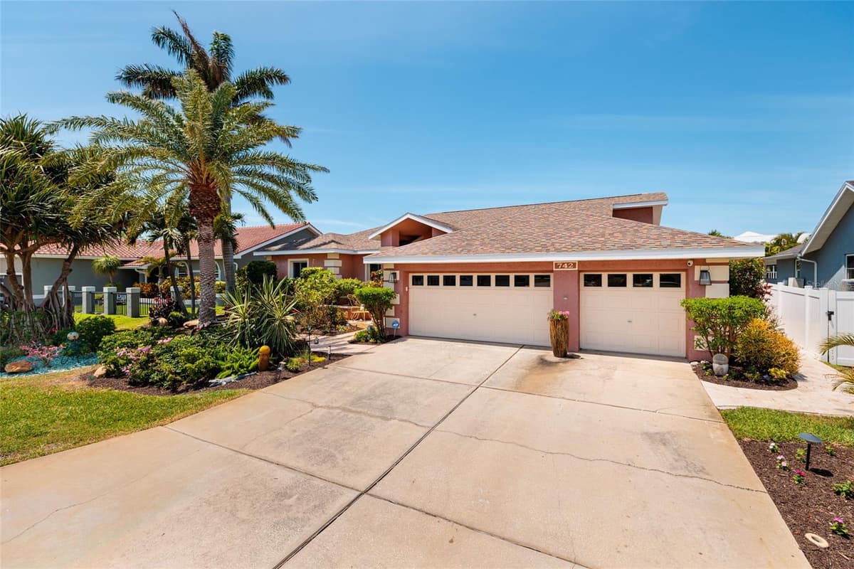 742 MONTE CRISTO BOULEVARD — photo 45 of 60