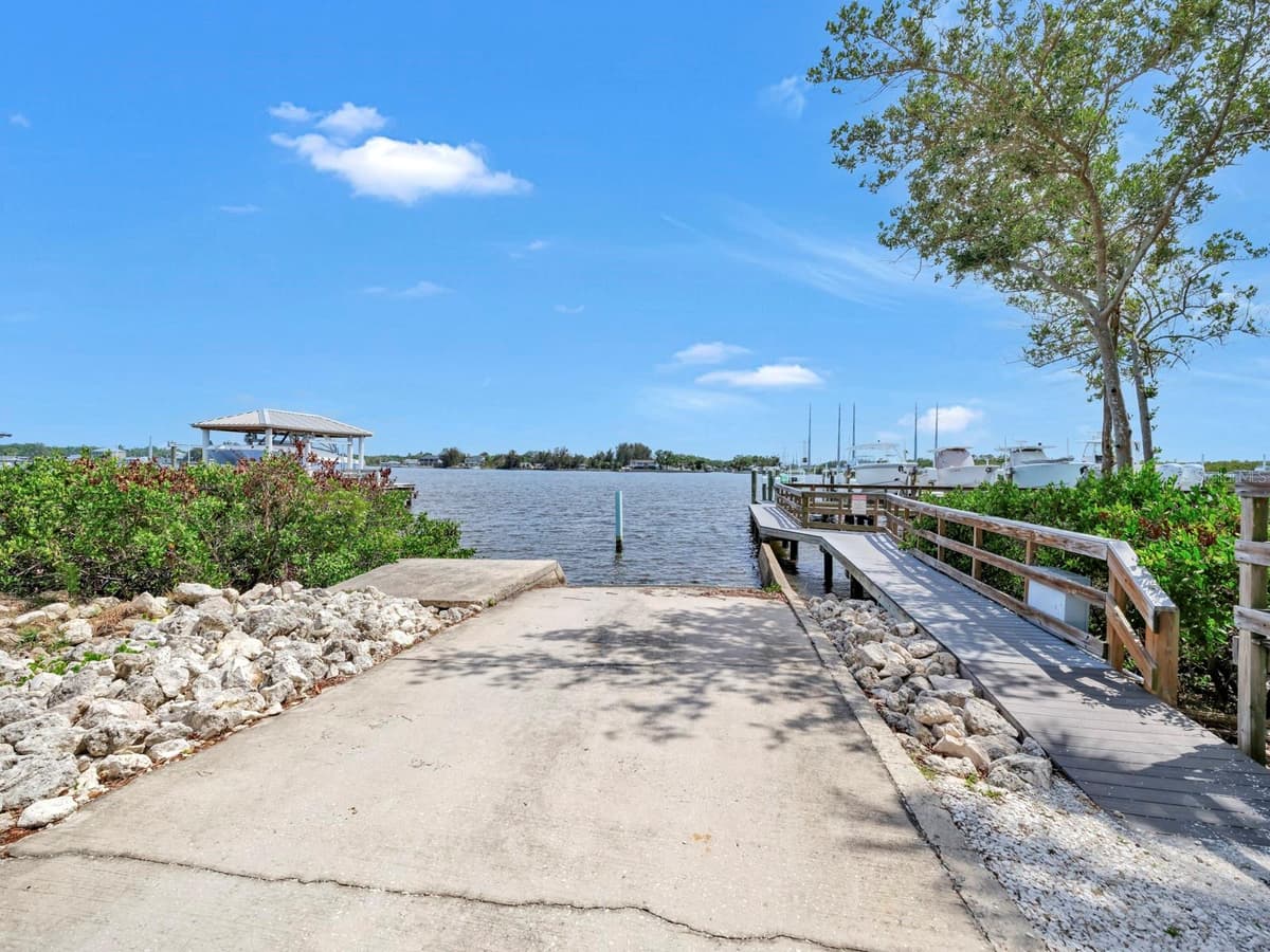 8013 KEY WEST CONCH DRIVE — photo 22 of 100