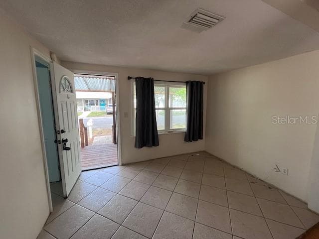 356 CLIFTON AVENUE — photo 2 of 17