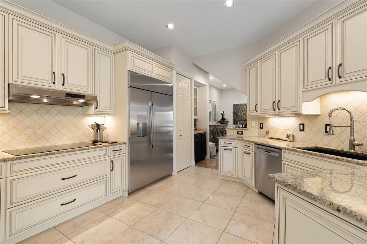 4642 RIVERWALK VILLAGE COURT — photo 20 of 98