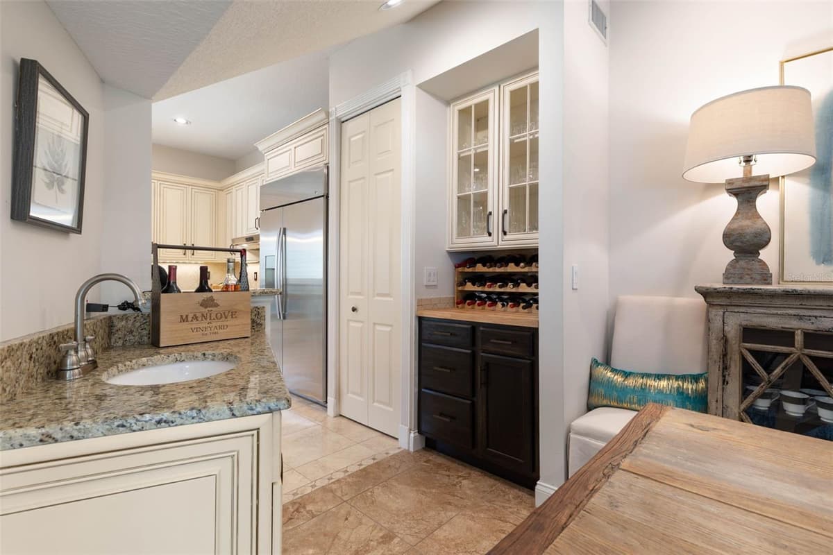 4642 RIVERWALK VILLAGE COURT — photo 16 of 98
