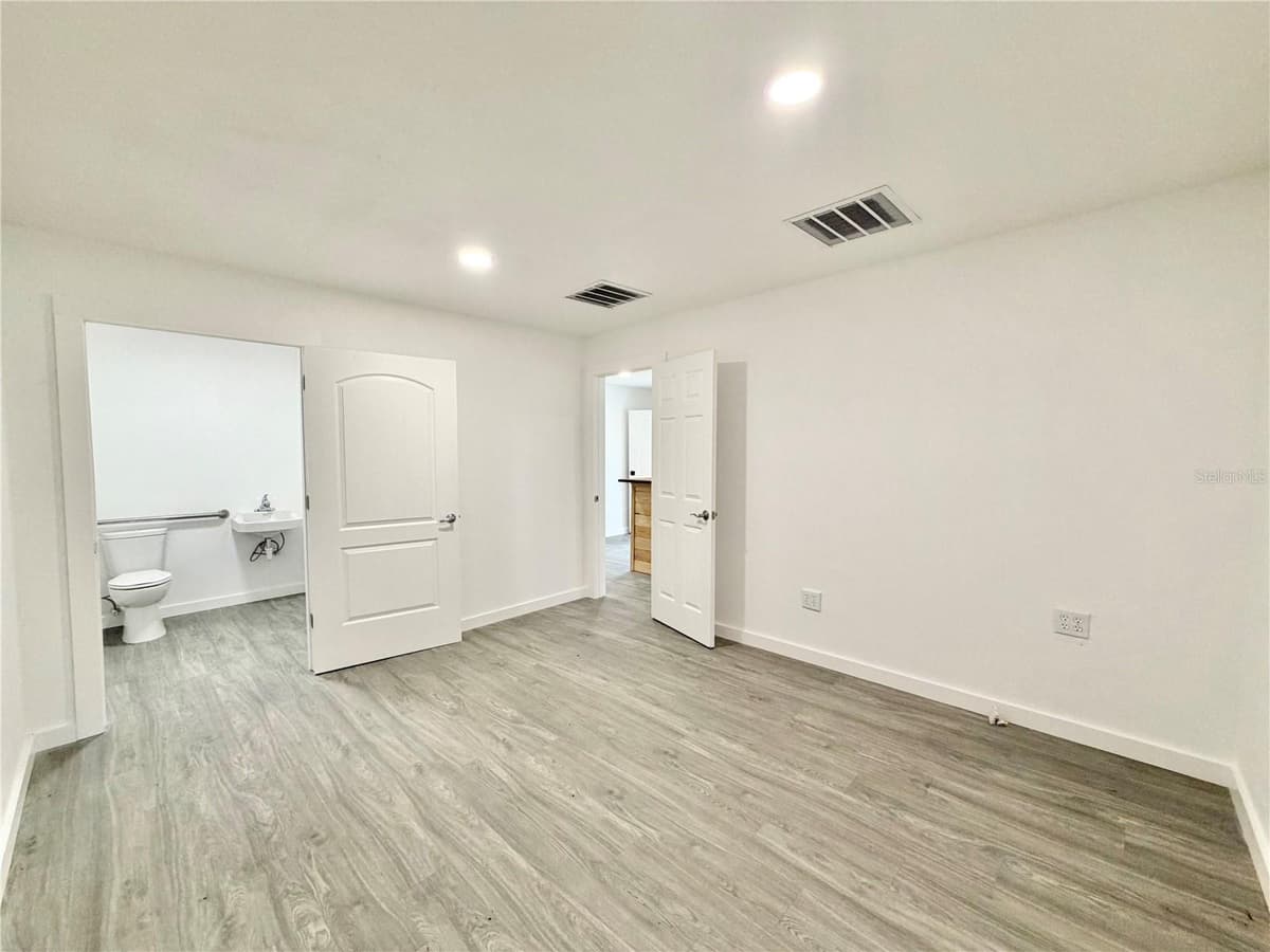683 COURT STREET — photo 13 of 33