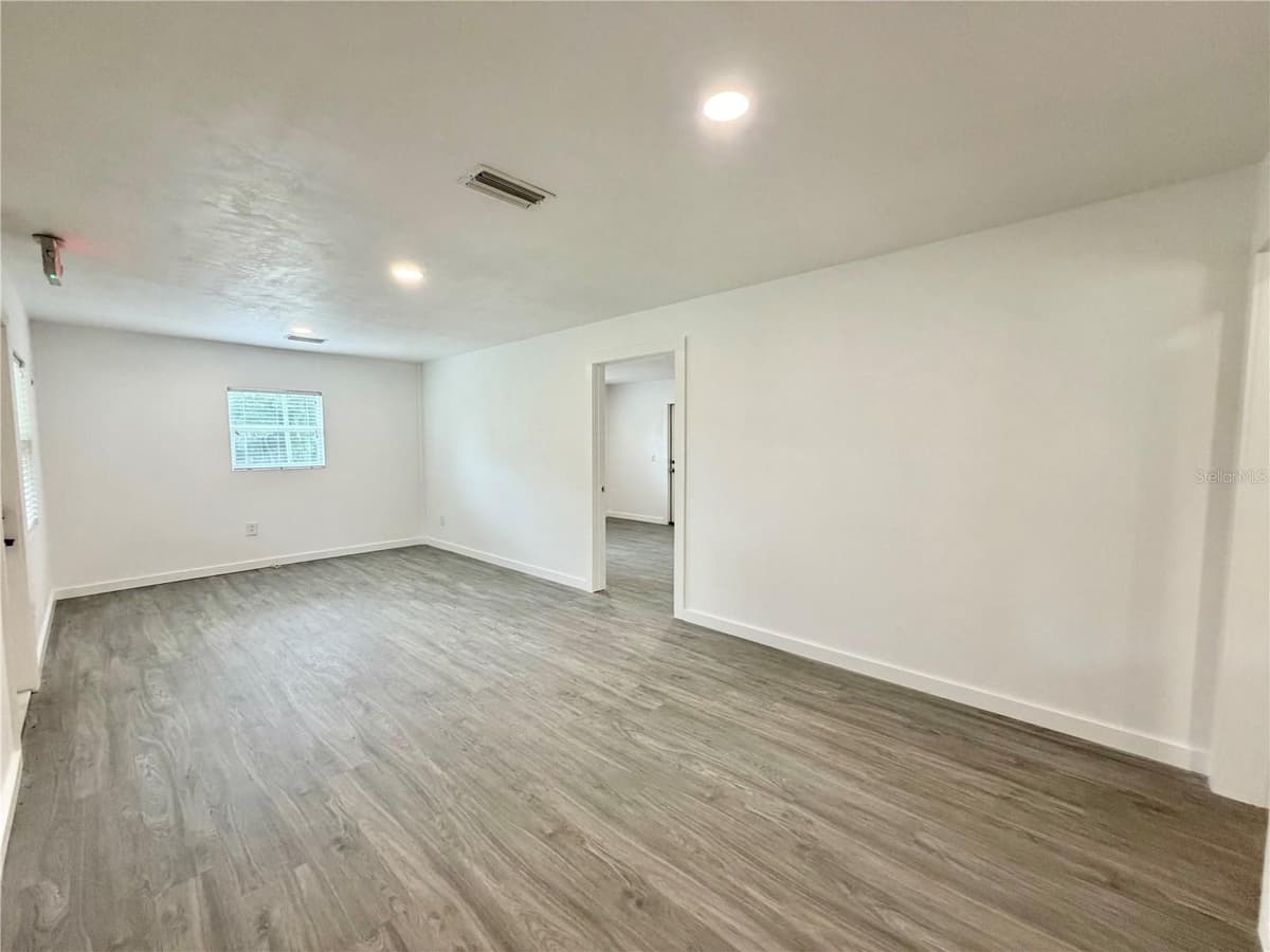 683 COURT STREET — photo 7 of 33