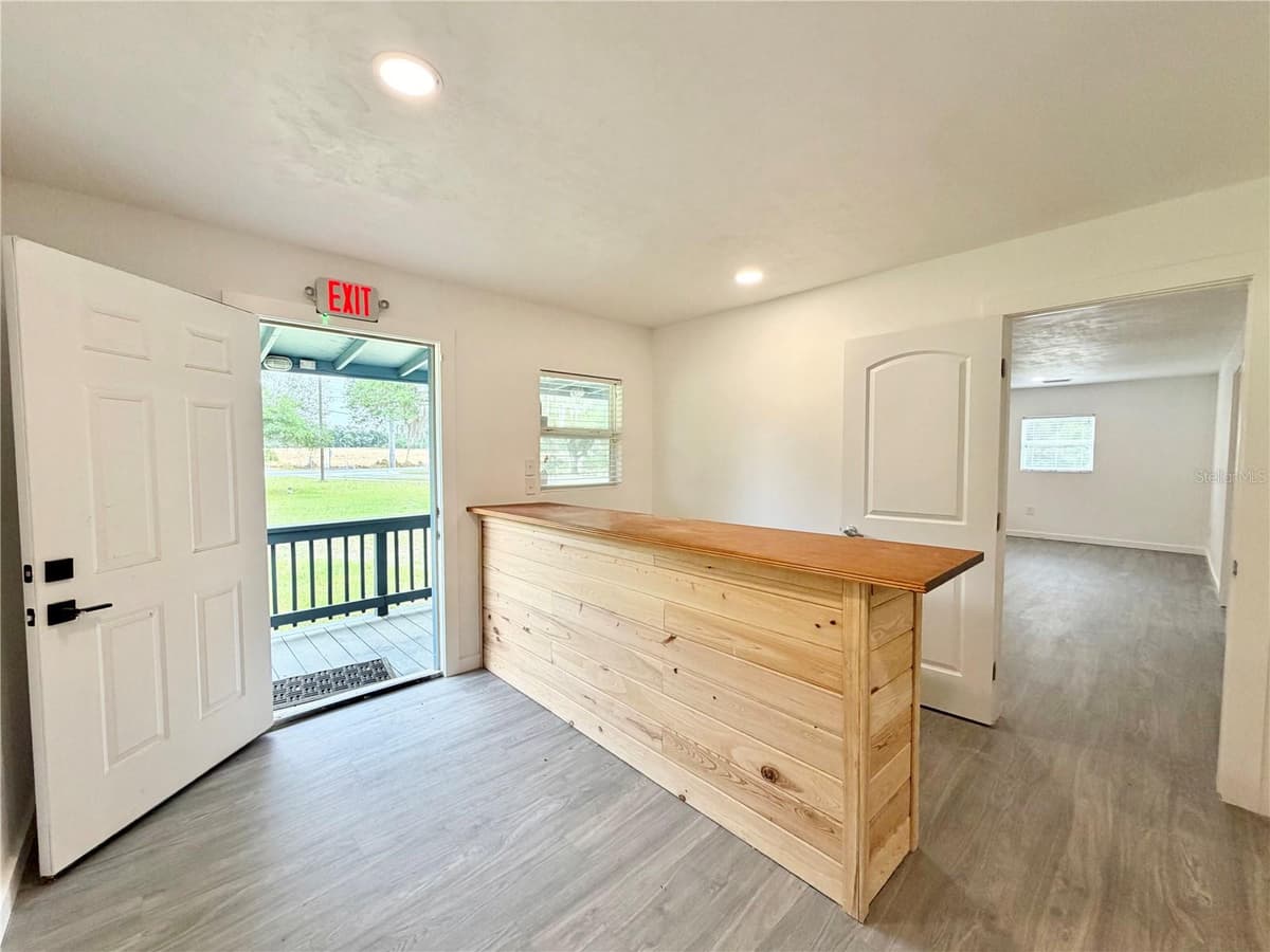 683 COURT STREET — photo 6 of 33