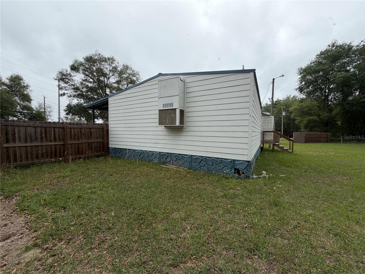 683 COURT STREET — photo 23 of 33